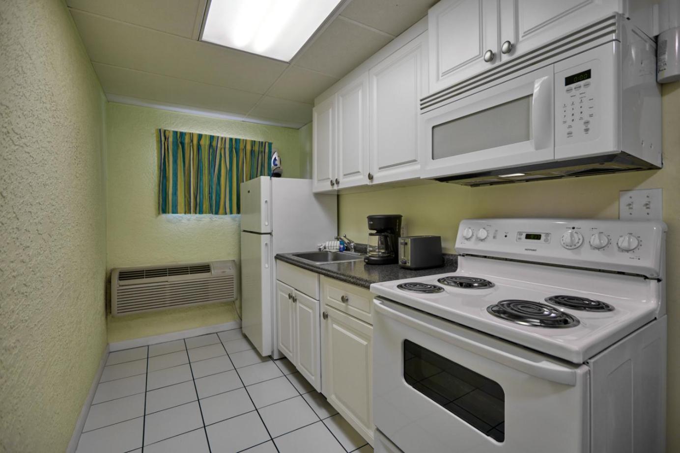 Palmetto Beachfront Resort, A By The Sea Resort Panama City Beach Exterior photo